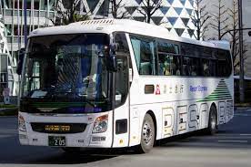 富士急行バスら、河口湖～渋谷線など東名経由の高速バス再開 東京線も迂回運行、新宿線などは全便運休続く - TRAICY（トライシー）